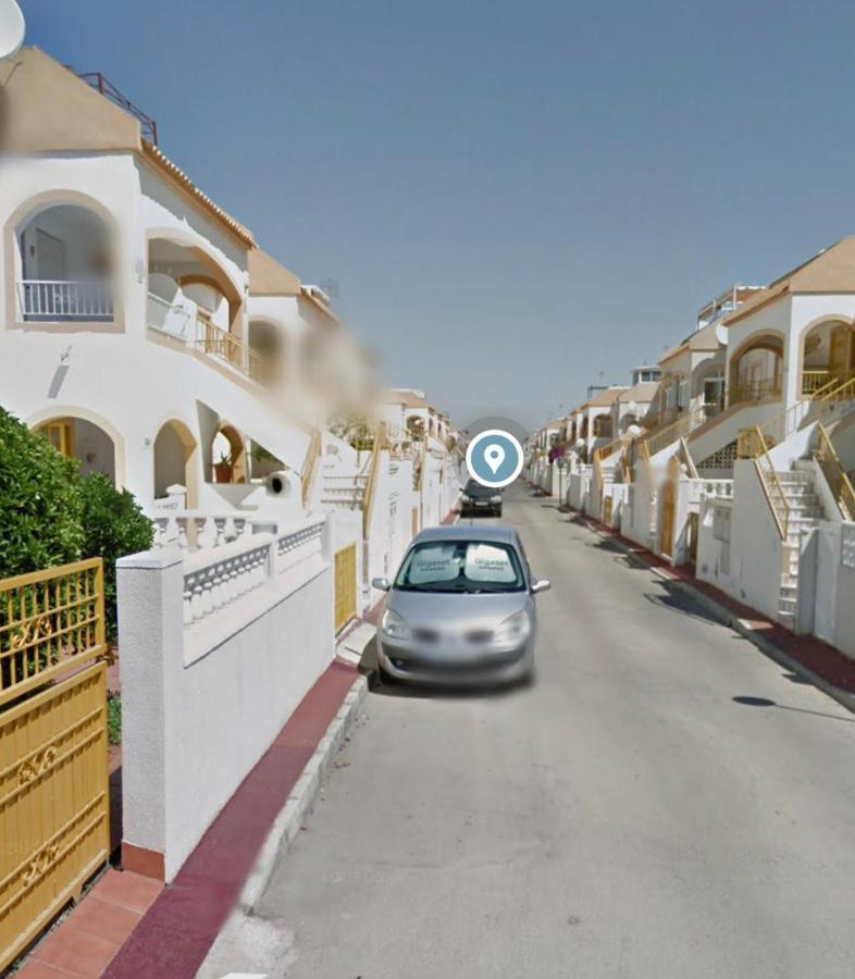 Apartamento Acogedor apartamento con piscina cerca a la playa Torrevieja Exterior foto