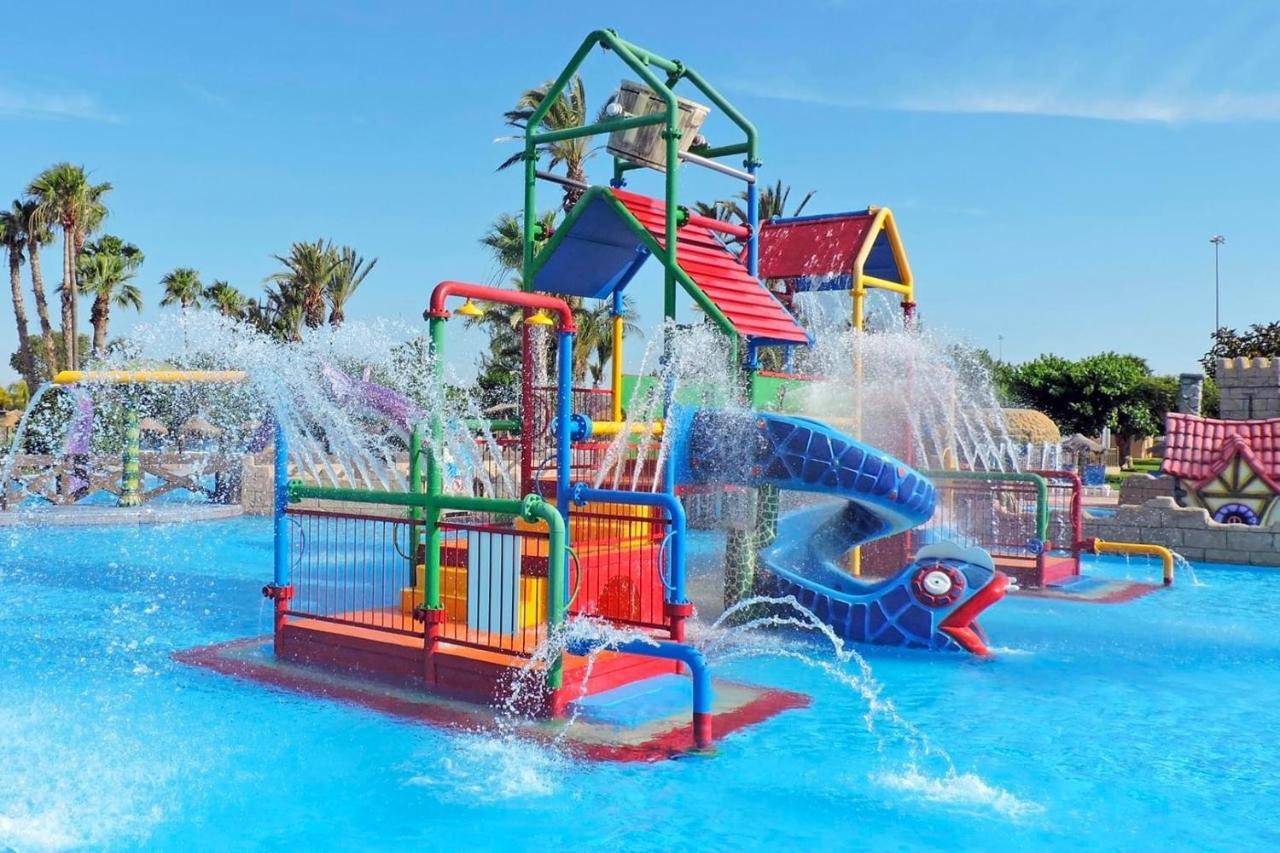 Apartamento Acogedor apartamento con piscina cerca a la playa Torrevieja Exterior foto